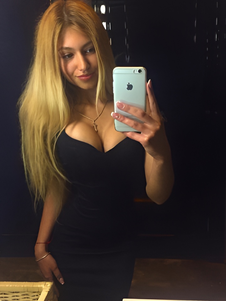 Кира привлекальеная девушка из Балахны цена от 1500 руб