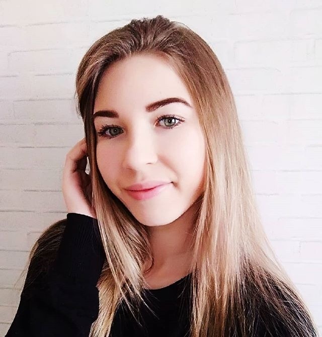 Карина привлекальеная девушка из Балахны цена от 2000 руб