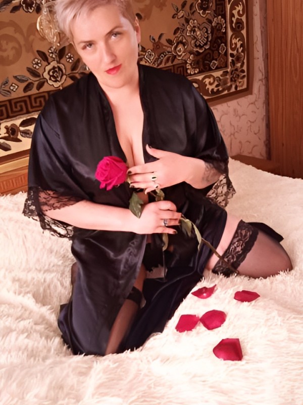 Далия привлекательная девушка из Балахны цена от 3000 руб