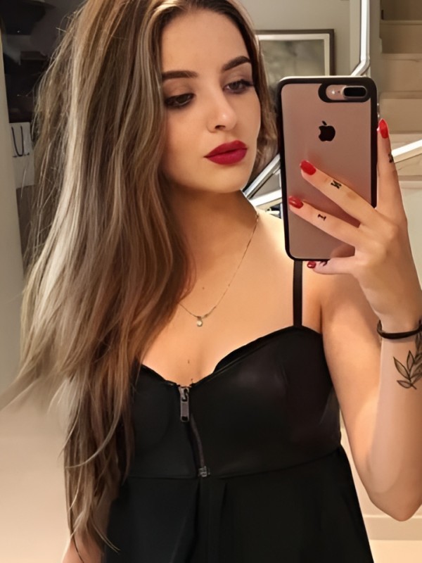 Снежанна привлекательная девушка из Балахны цена от 2500 руб