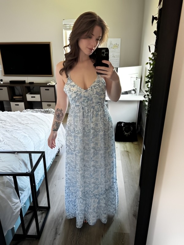 Юна привлекательная девушка из Балахны цена от 2500 руб