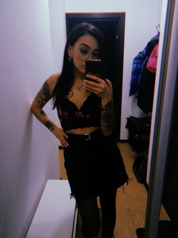 Инна привлекательная девушка из Балахны цена от 3500 руб