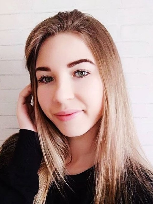 Карина привлекательная девушка из Балахны цена от 2000 руб