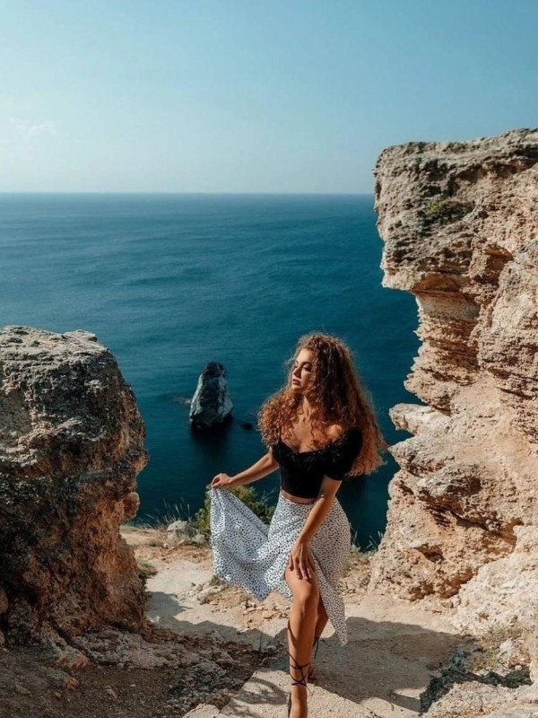 Ава привлекательная девушка из Балахны цена от 5000 руб